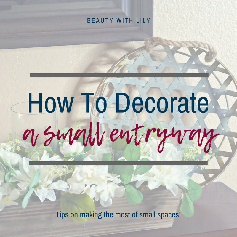 How To Decorate A Small Entryway // How To Decorate A Small Space // Small Space Solutions // How To Decorate // Rustic Chic Decor // Decorating Tips | Beauty With Lily #ad #homedecorlover