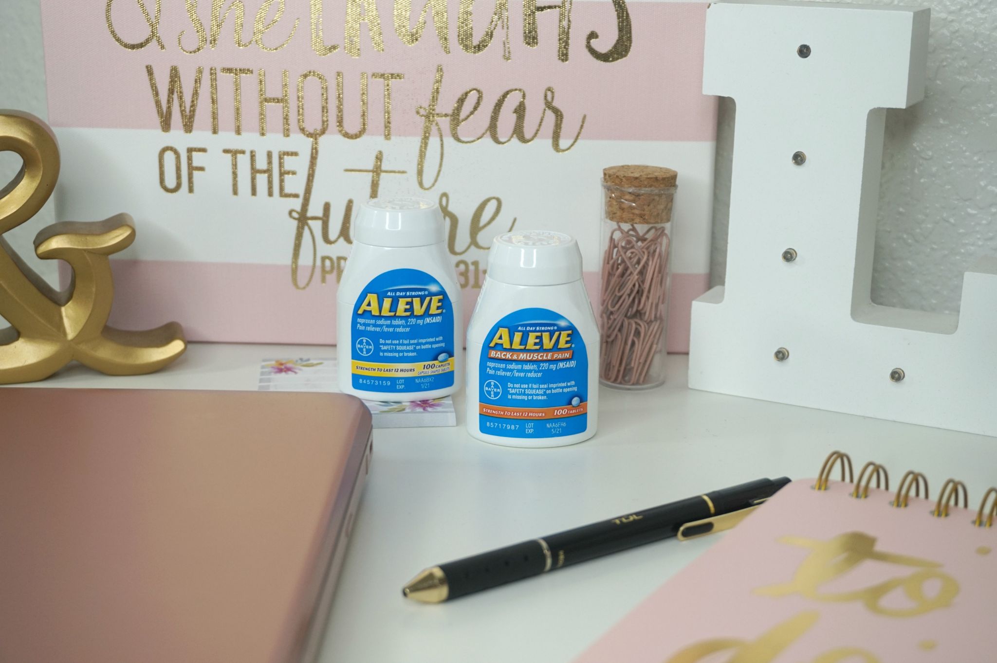 Day In The Life Of A Bloggers Weekend // Blogger Tips // Blogging 101 | Beauty With Lily #ad #NeverBackDown #Aleve