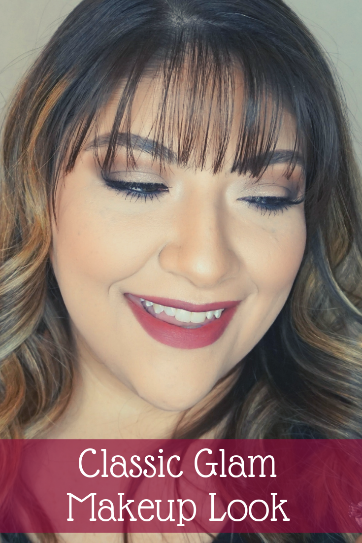 Classic Glam Makeup Look // Glam Makeup Look // Easy Makeup Look // Holiday Makeup Inspiration // Classic Makeup | Beauty With Lily 