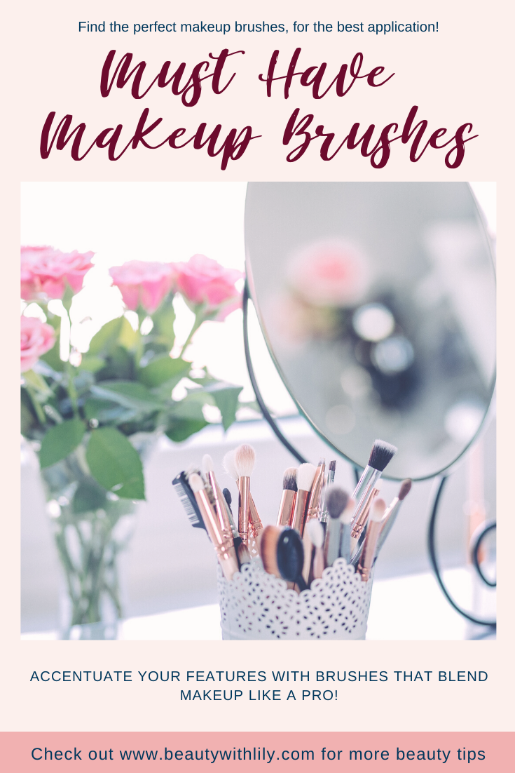 Essential Makeup Brushes // Must Have Makeup Brushes for Beginners // Affordable Makeup Brushes // Beauty Brush Guide // Best Makeup Brushes // Brushes for Eyeshadow // Brushes for Makeup // Makeup Brushes Guide // Makeup Brushes Set | Beauty With Lily